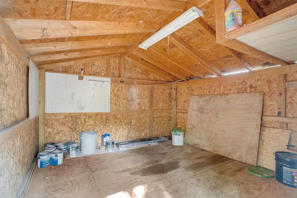 9225 N Dodson Drive White Settlement TX 76108