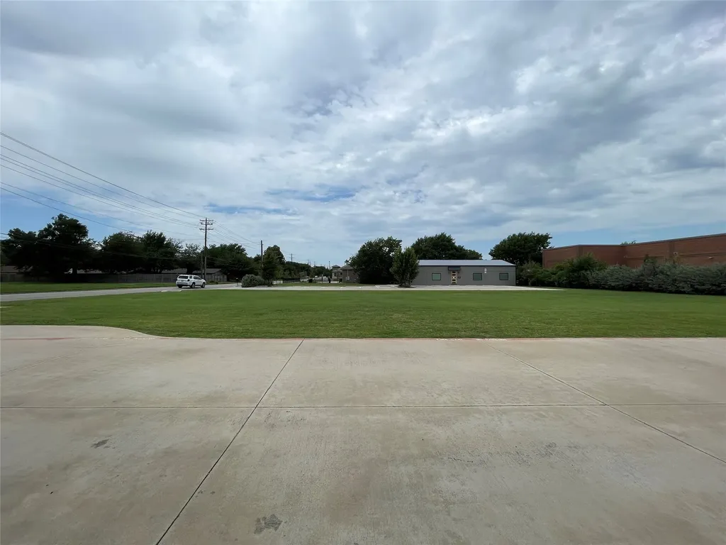 2002 Emery Street Denton TX 76201