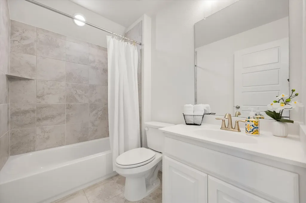 4308 Cobalt Bloom Court Arlington TX 76005