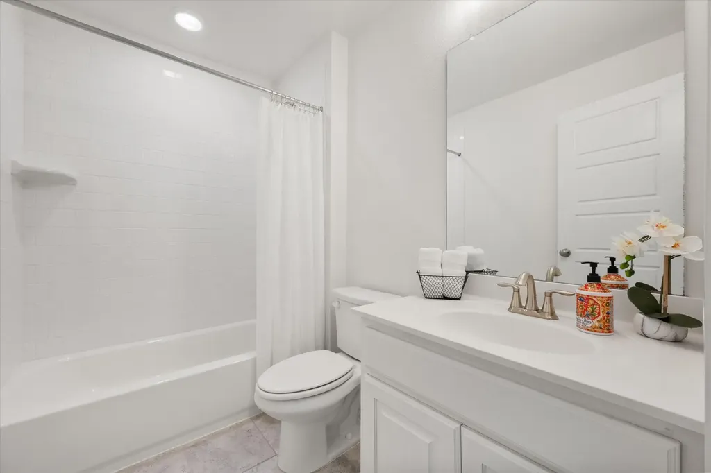4308 Cobalt Bloom Court Arlington TX 76005