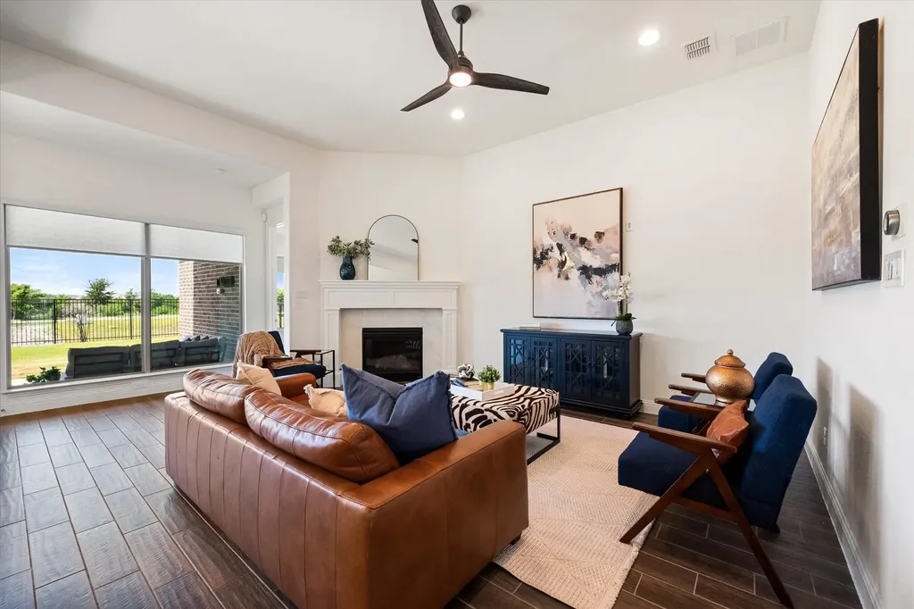 4308 Cobalt Bloom Court Arlington TX 76005