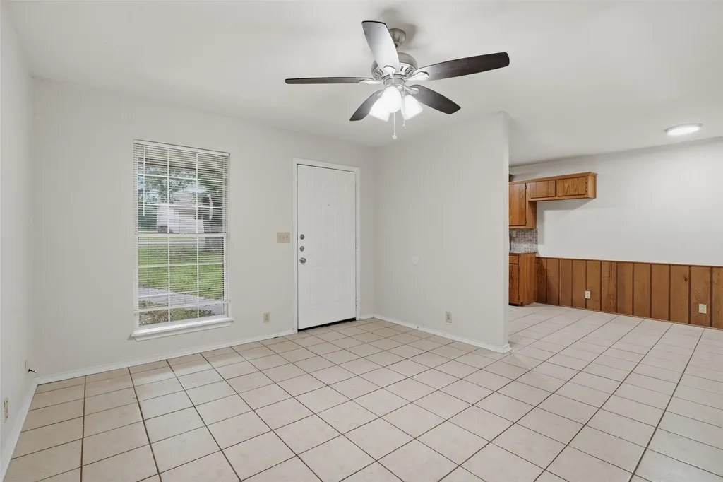 106 Shaw Street Tom Bean TX 75491