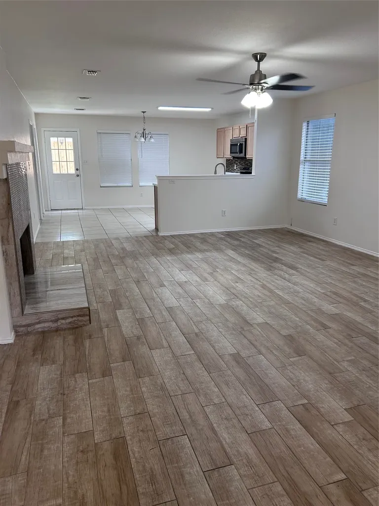 1438 Eastview Drive Garland TX 75040
