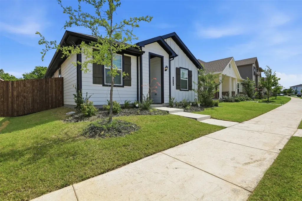 6736 Windfall Drive Fort Worth TX 76135