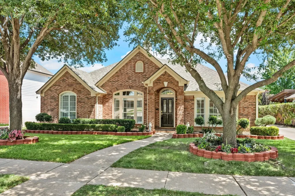 926 Creekbend Drive Keller TX 76248