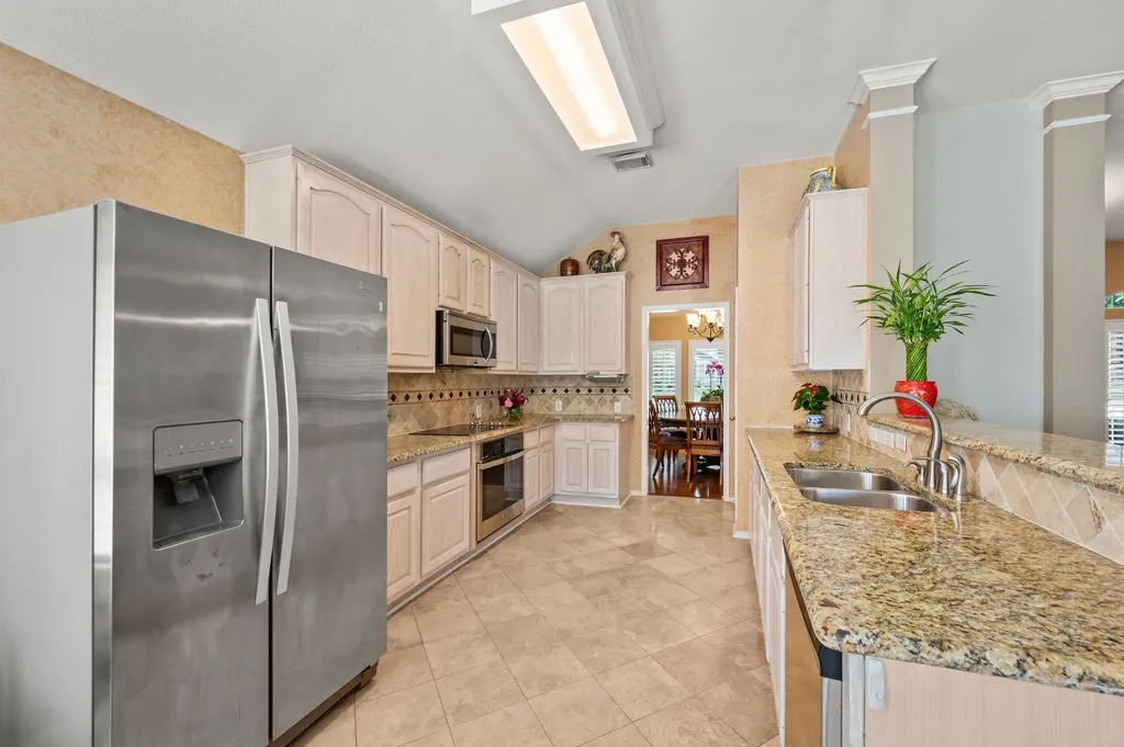 926 Creekbend Drive Keller TX 76248
