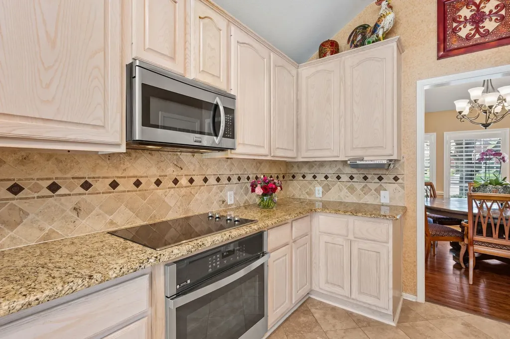 926 Creekbend Drive Keller TX 76248