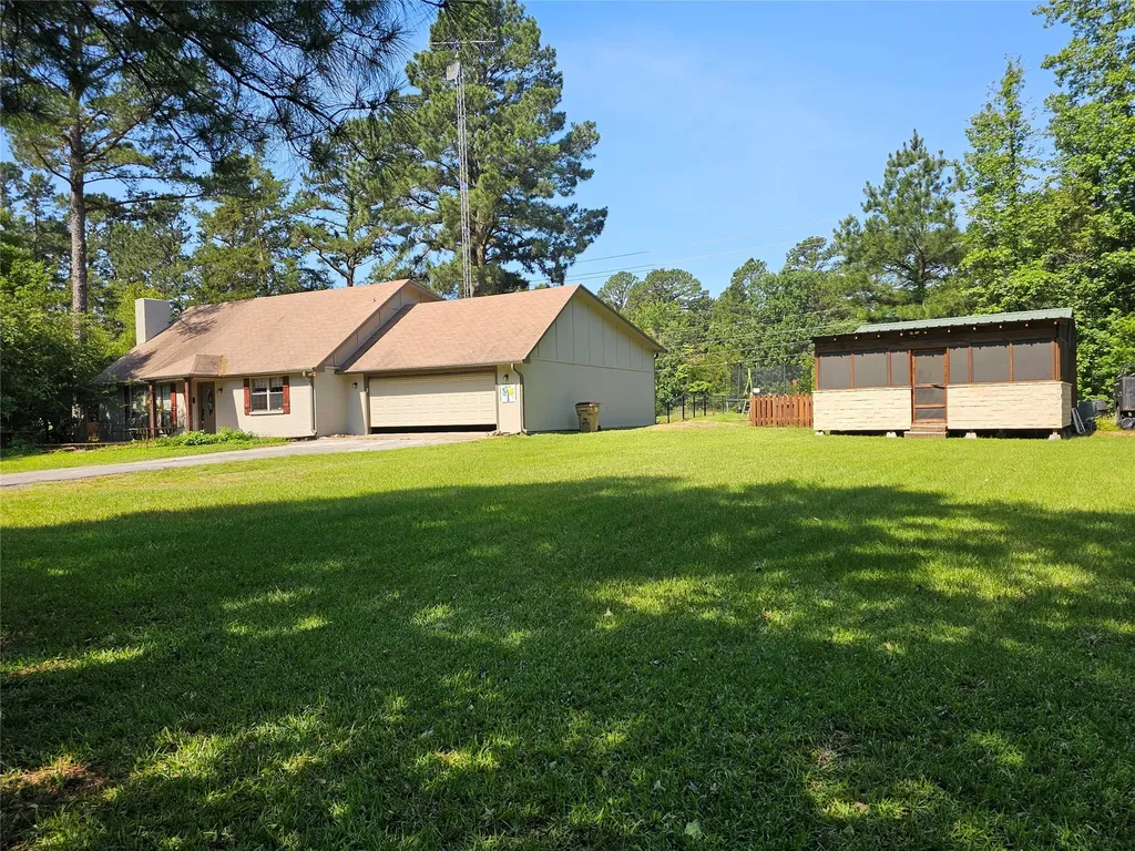 411 Green Meadow Trail Holly Lake Ranch TX 75765