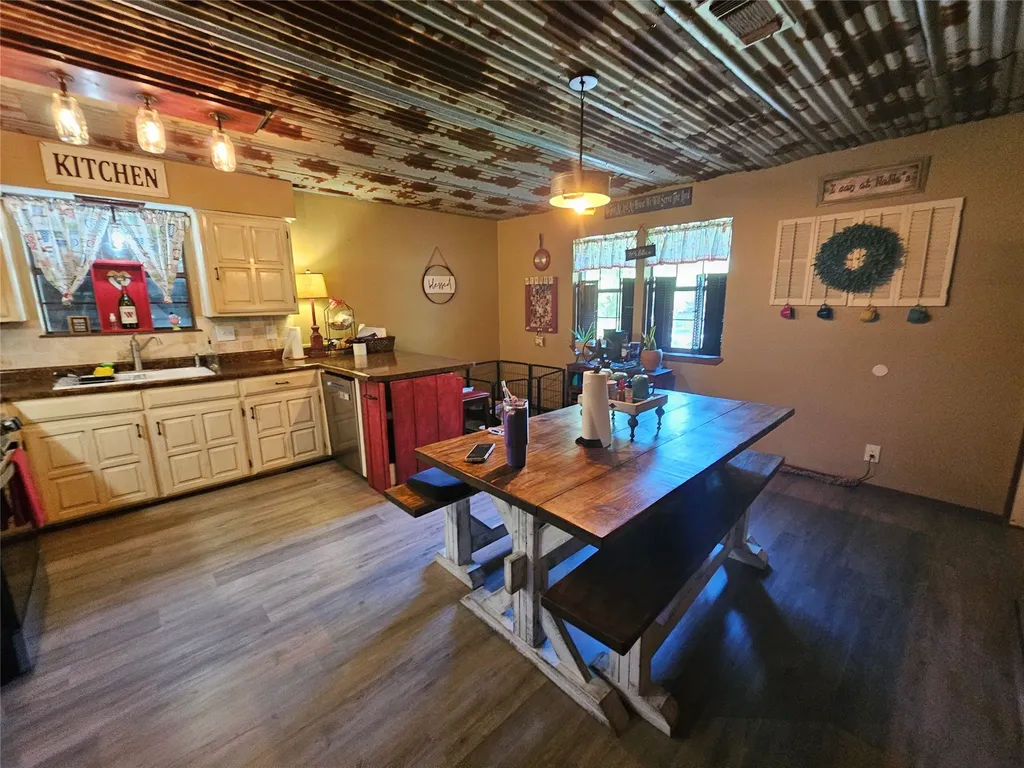 411 Green Meadow Trail Holly Lake Ranch TX 75765