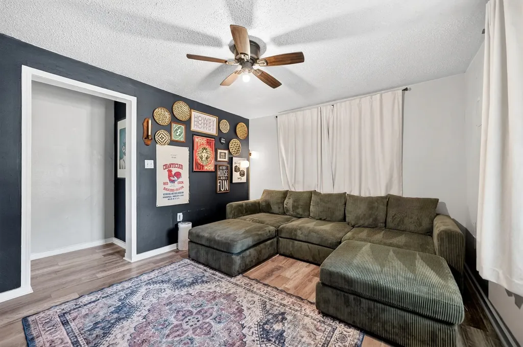 810 Edna Street Athens TX 75751