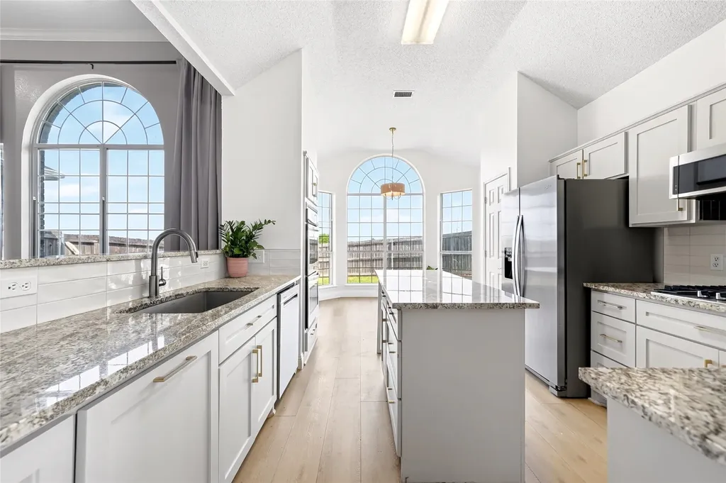 2409 Katherine Drive Rowlett TX 75089