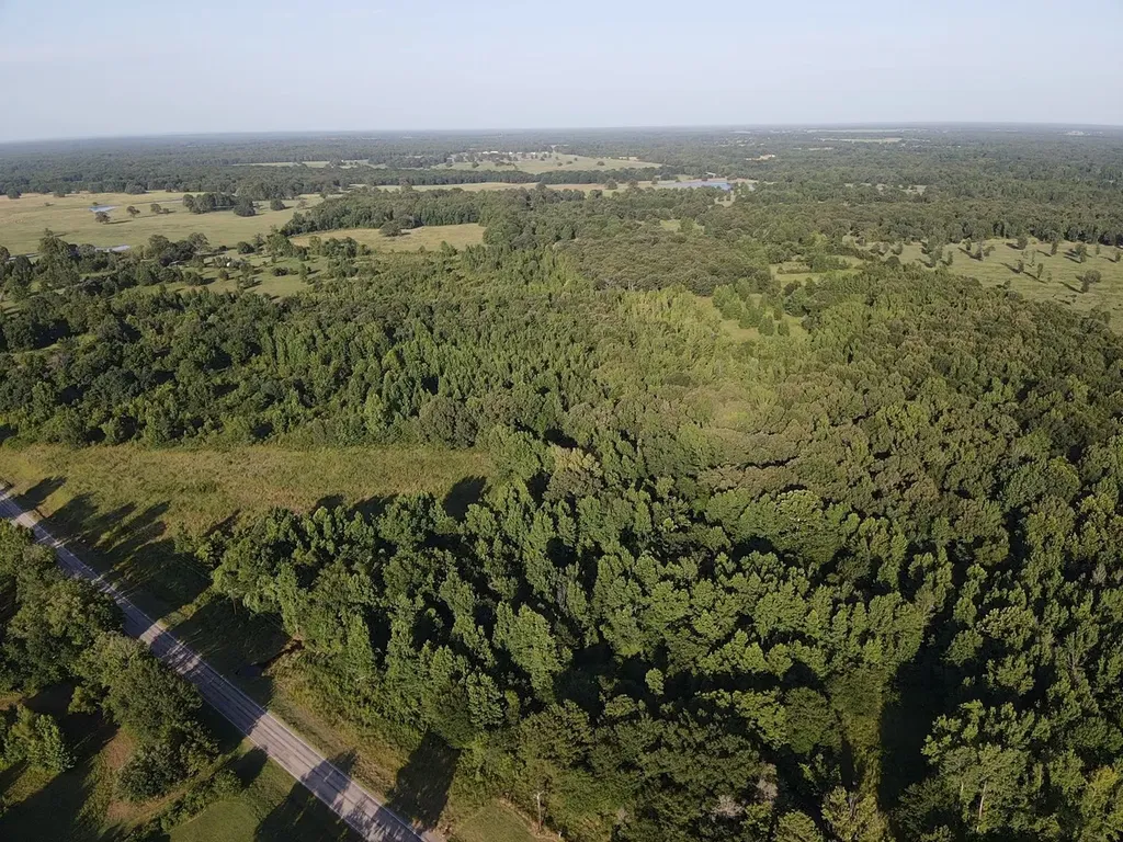 13903 Farm Road 906 E Paris TX 75462
