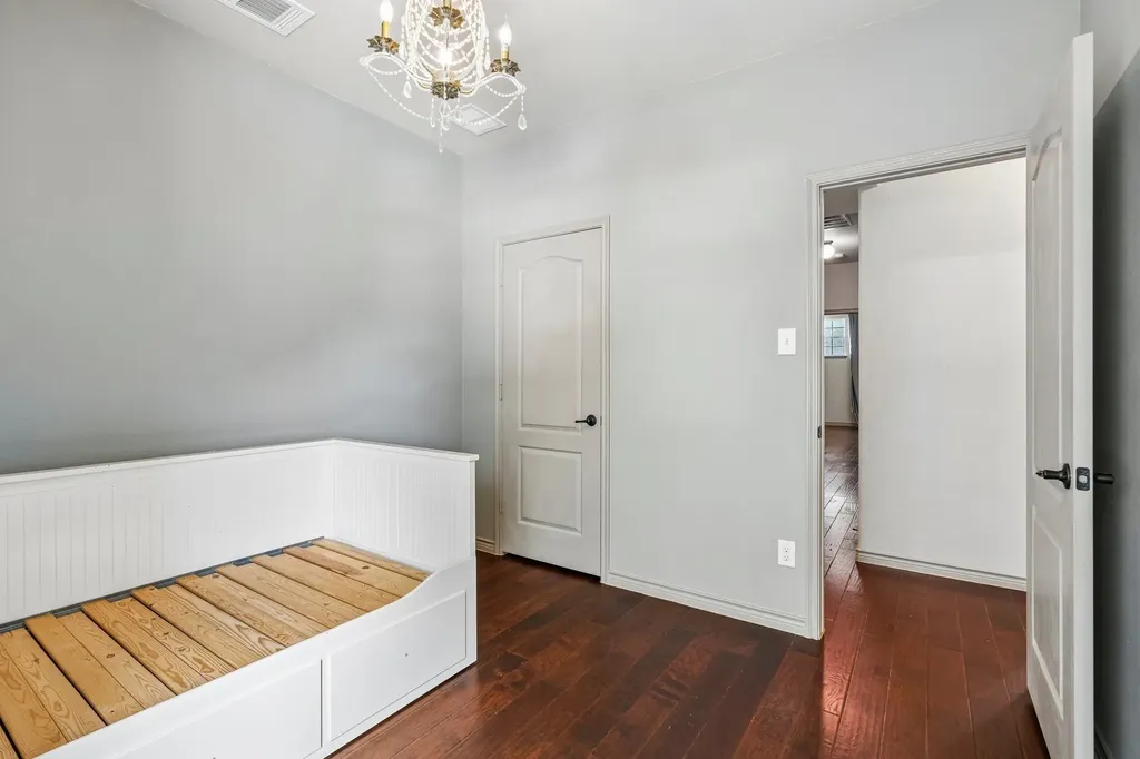 7937 Parkwood Boulevard Plano TX 75024