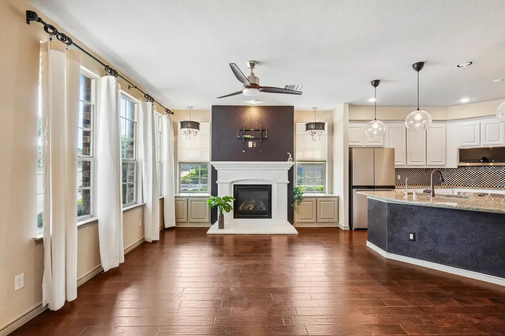 7937 Parkwood Boulevard Plano TX 75024