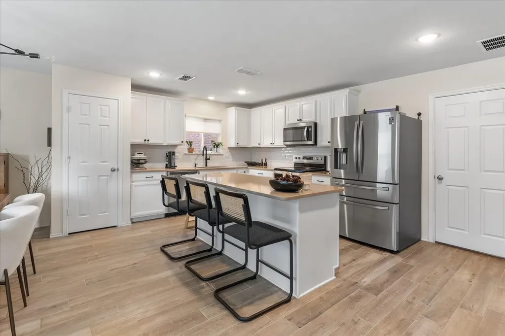 1237 Trace Drive Aubrey TX 76227