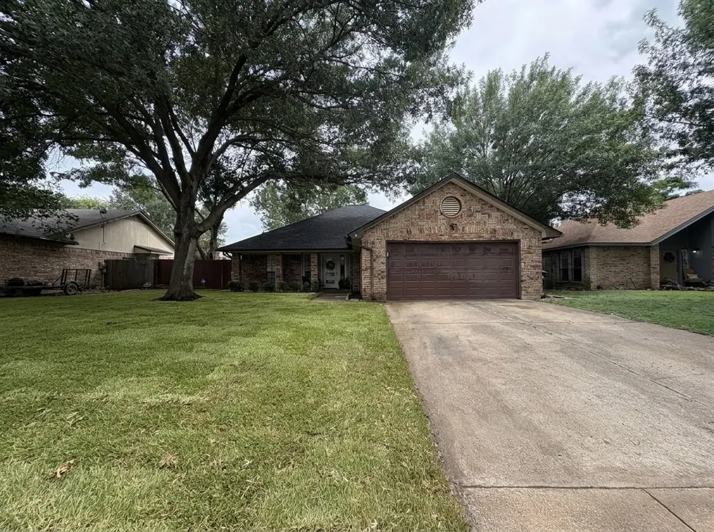 4208 Hemlock Street Fort Worth TX 76137