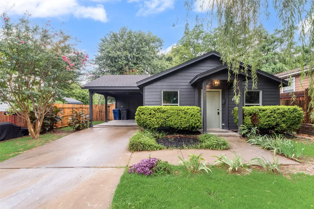 305 Lively Hill Mckinney TX 75069