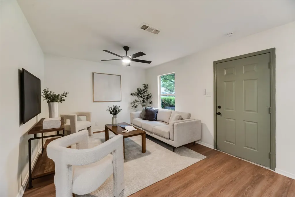 305 Lively Hill Mckinney TX 75069