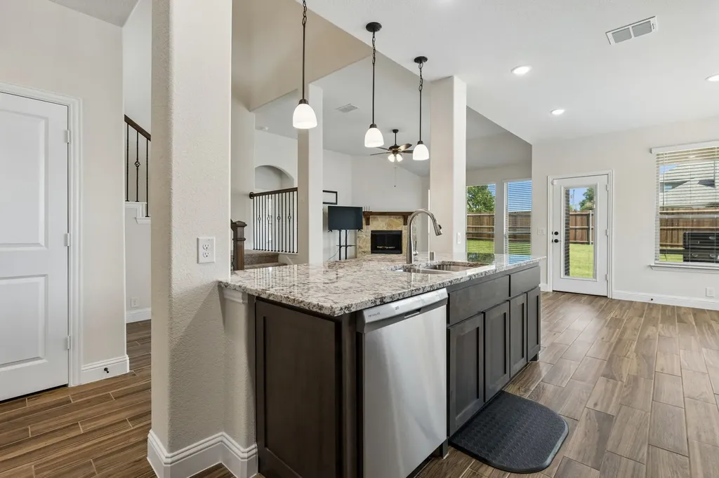 6517 Harwich Drive Mesquite TX 75181