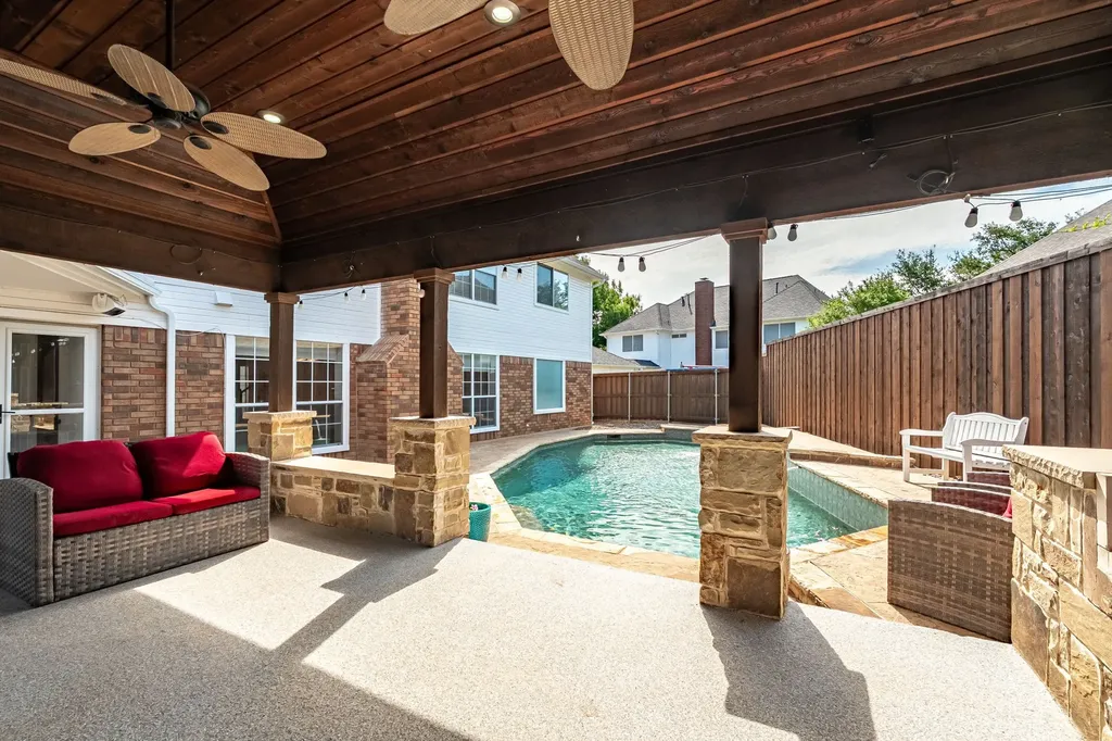 725 Tartan Trail Highland Village TX 75077