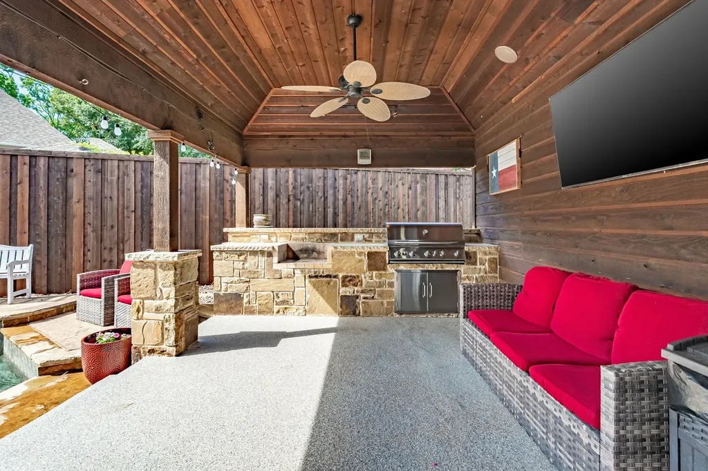 725 Tartan Trail Highland Village TX 75077