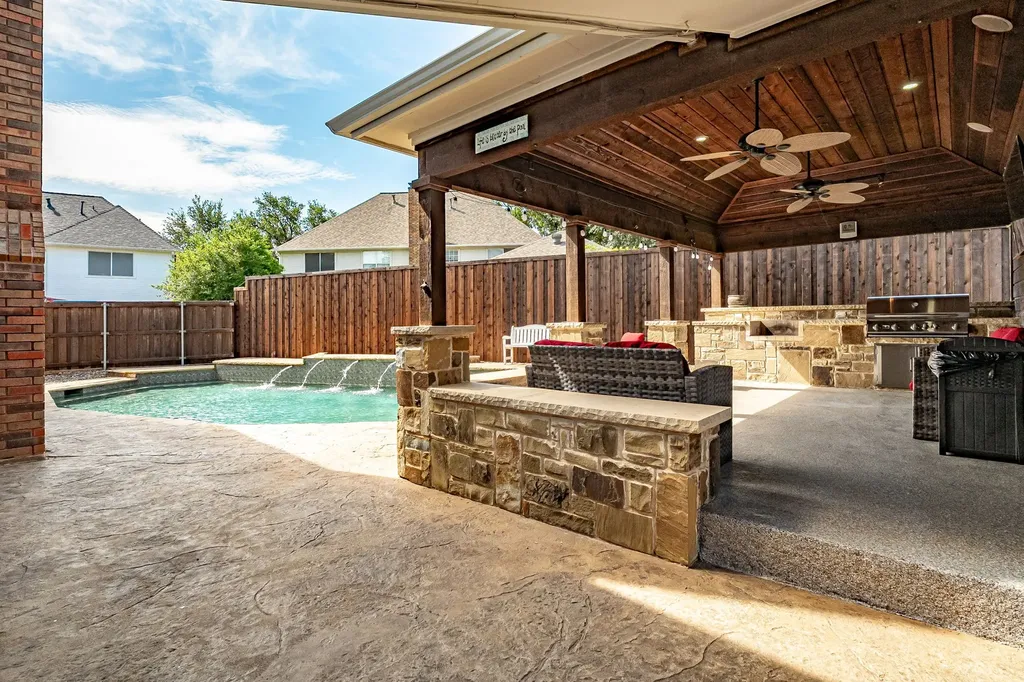 725 Tartan Trail Highland Village TX 75077