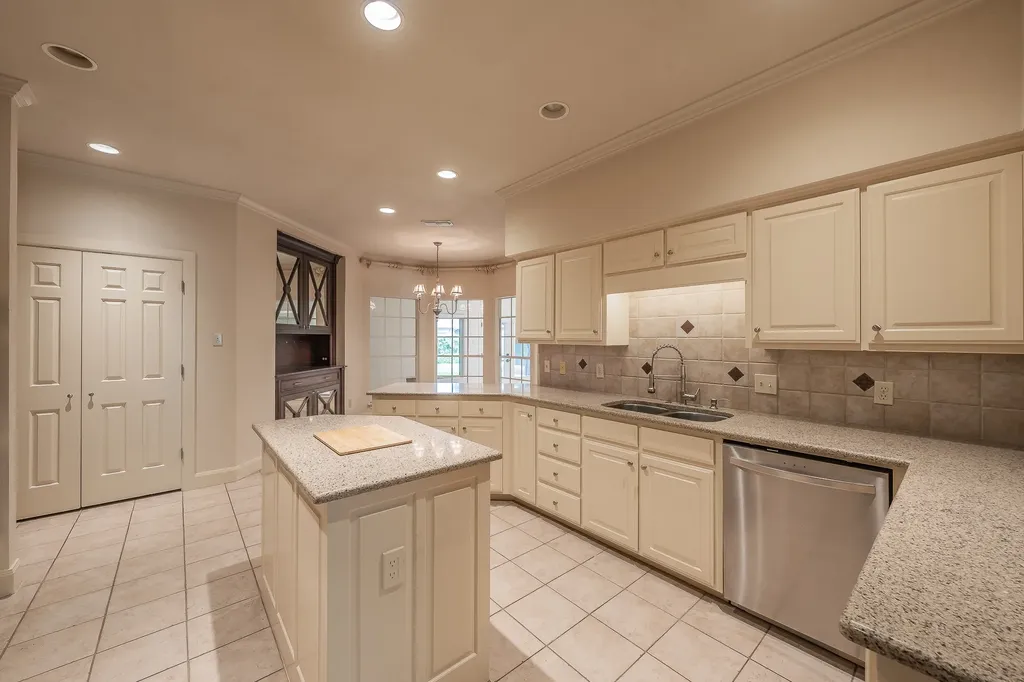 6724 Blue Meadow Drive Fort Worth TX 76132