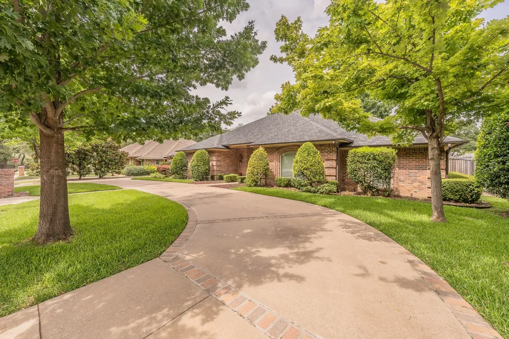 6724 Blue Meadow Drive Fort Worth TX 76132