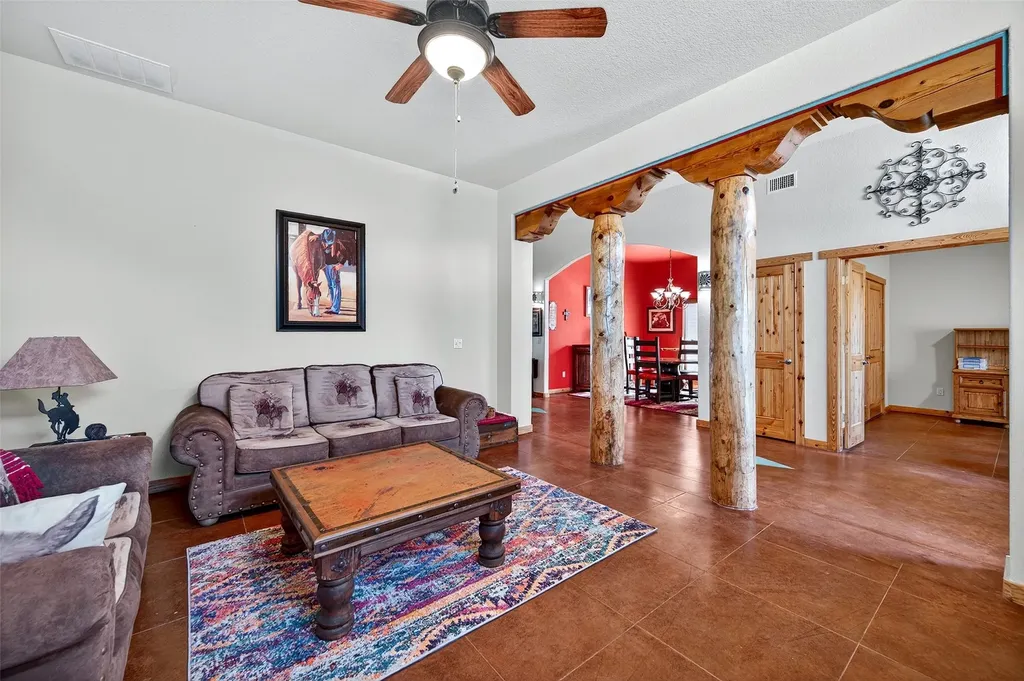 200 Cayuga Trail Lake Kiowa TX 76240