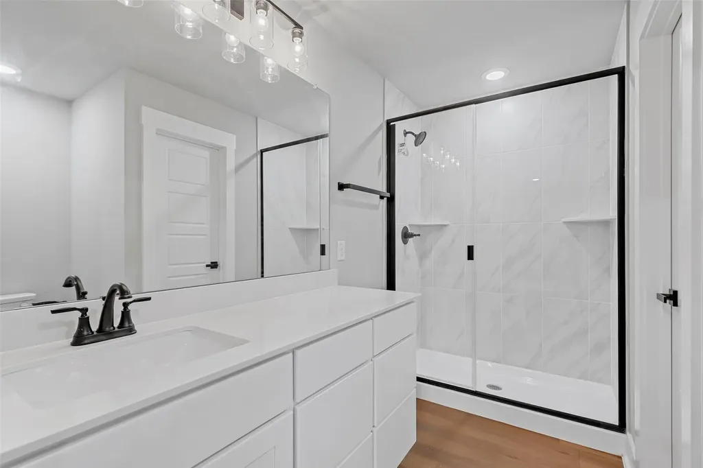 456 Peace Lily Way Tolar TX 76476