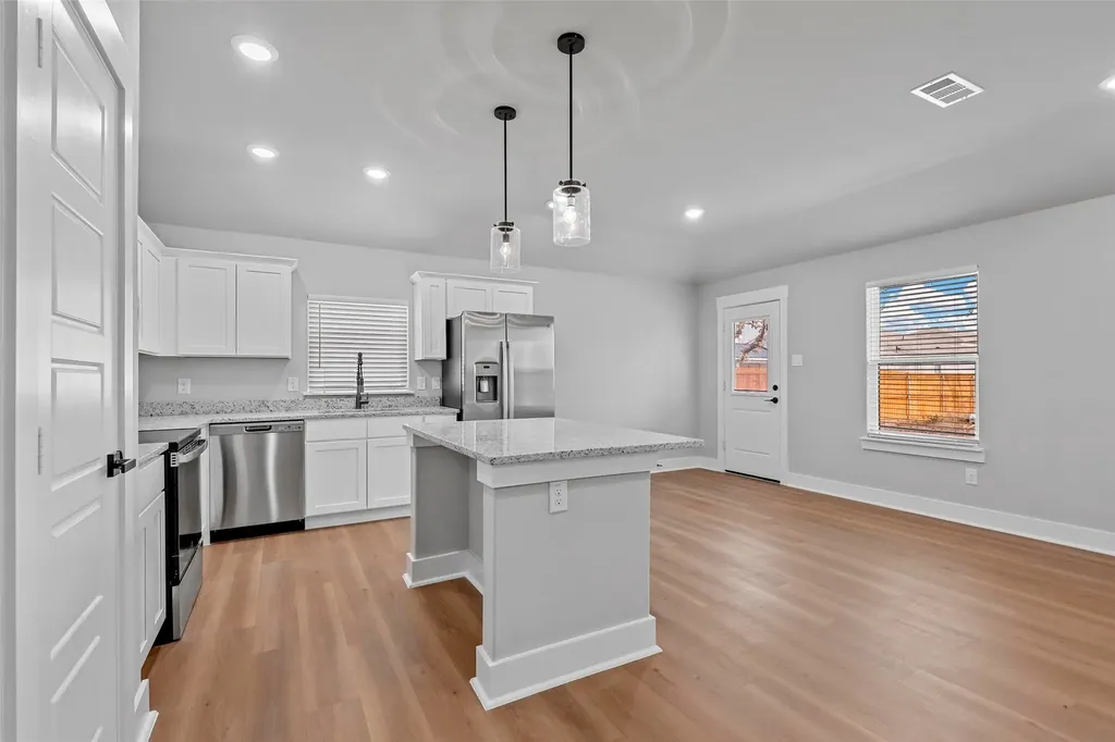 456 Peace Lily Way Tolar TX 76476