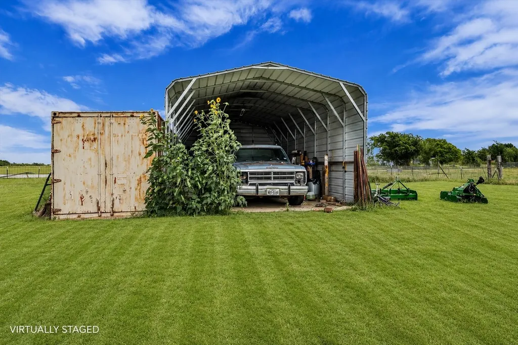 1524 County Road 1107b Cleburne TX 76031