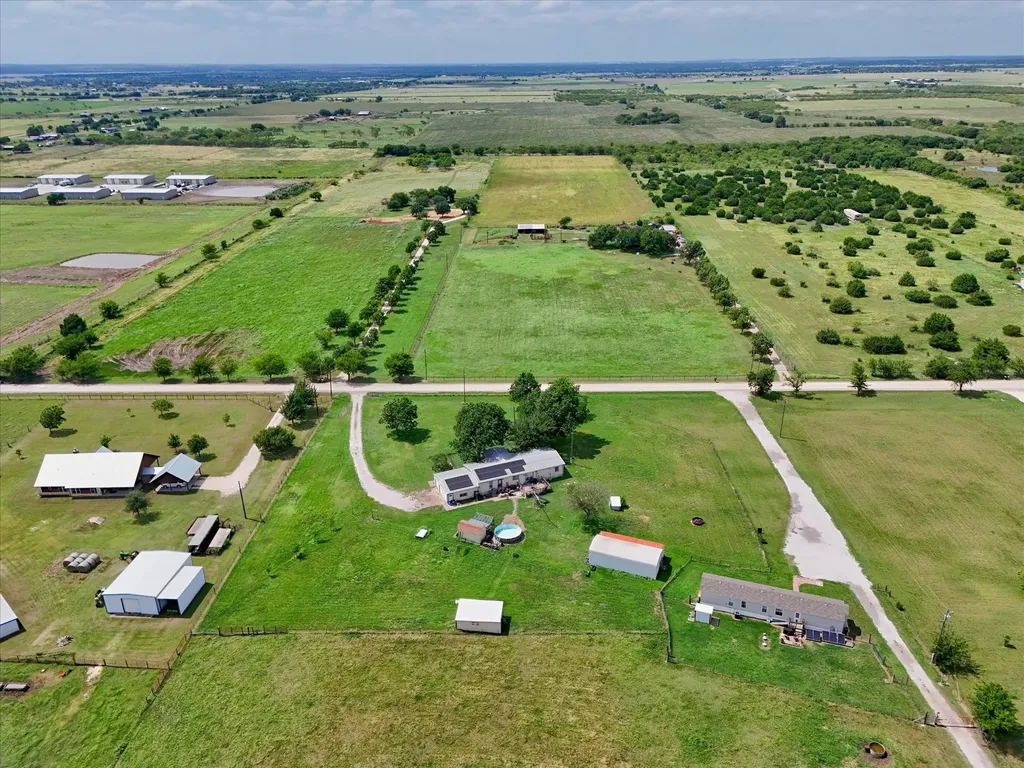 1524 County Road 1107b Cleburne TX 76031