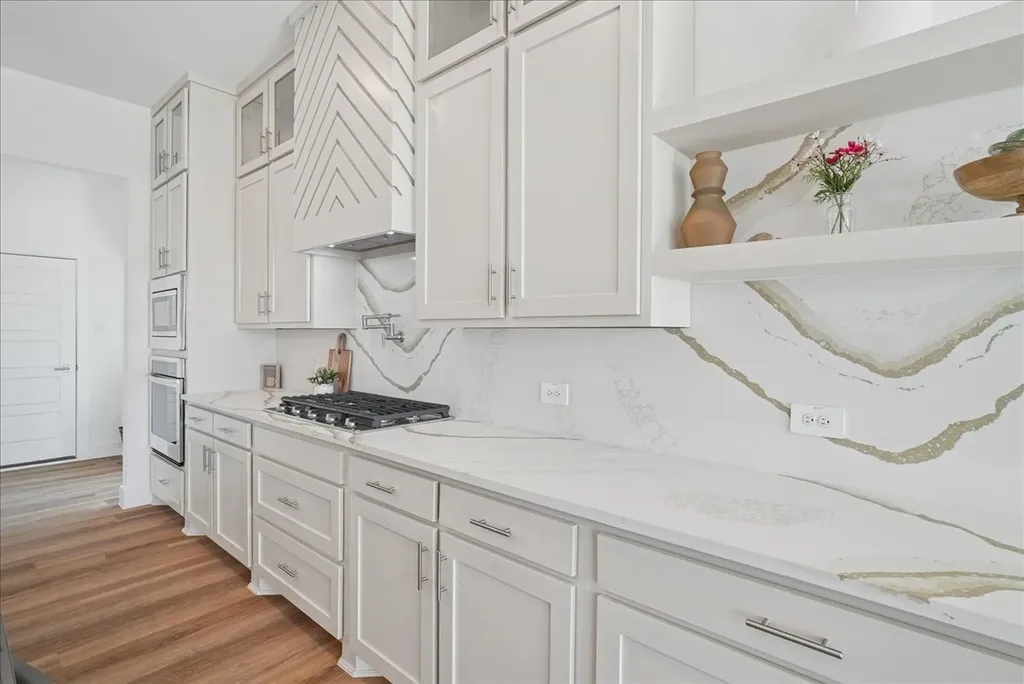340 Slimp Bluff Azle TX 76020