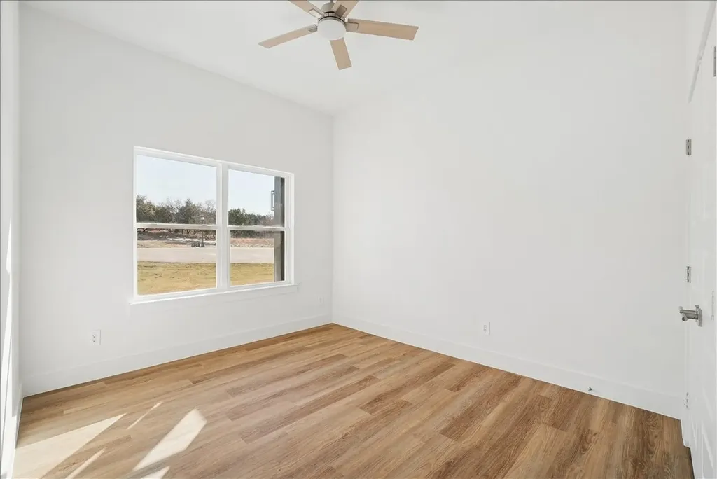 340 Slimp Bluff Azle TX 76020