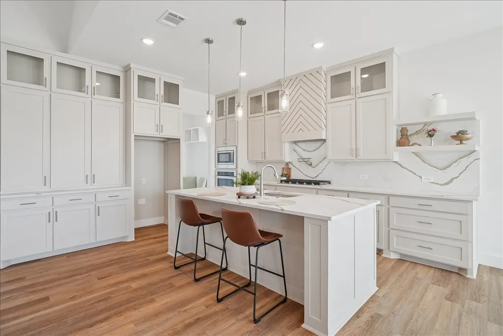 340 Slimp Bluff Azle TX 76020