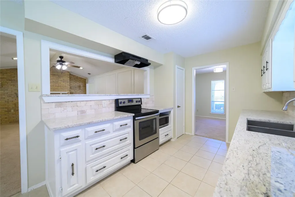 111 Sunview Street Sunnyvale TX 75182