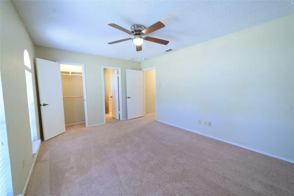 111 Sunview Street Sunnyvale TX 75182