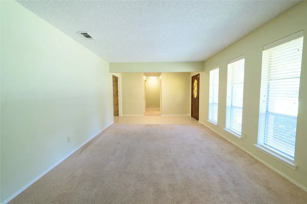 111 Sunview Street Sunnyvale TX 75182