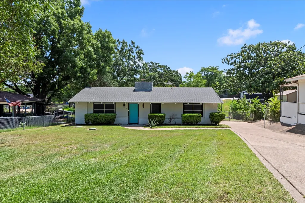 110 Henderson Harbor Circle Payne Springs TX 75156