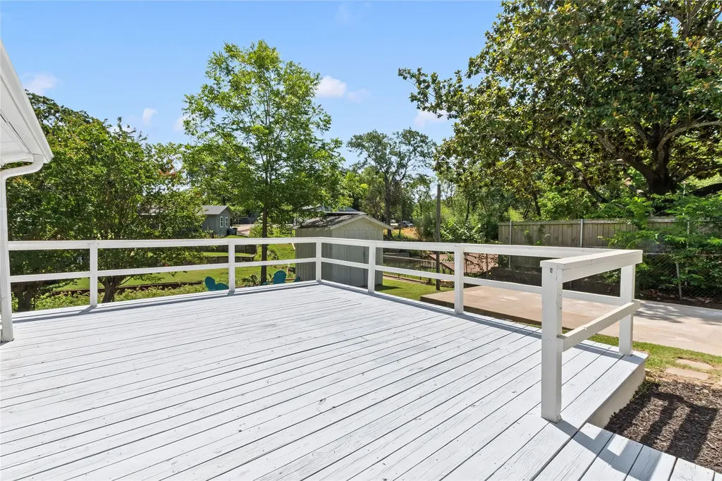 110 Henderson Harbor Circle Payne Springs TX 75156