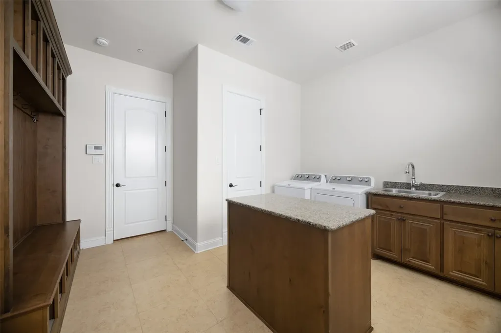 812 Glen Abbey Drive Southlake TX 76092