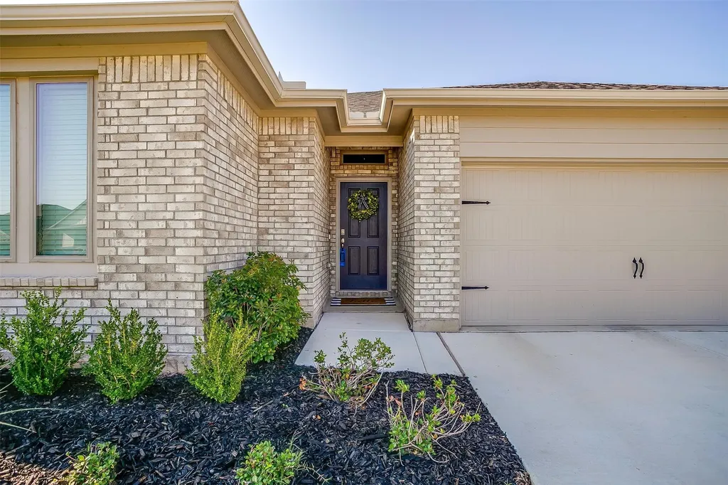 1448 Eagle Nest Drive Pelican Bay TX 76020