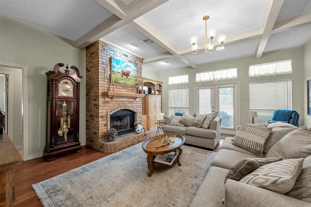 11001 Ridge Point Drive Woodway TX 76712