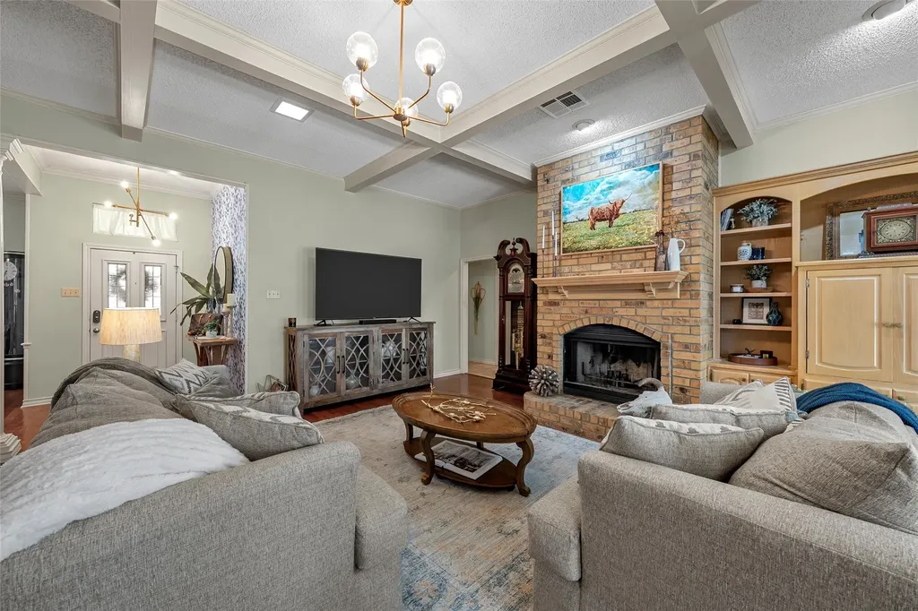11001 Ridge Point Drive Woodway TX 76712