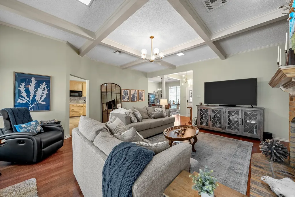 11001 Ridge Point Drive Woodway TX 76712