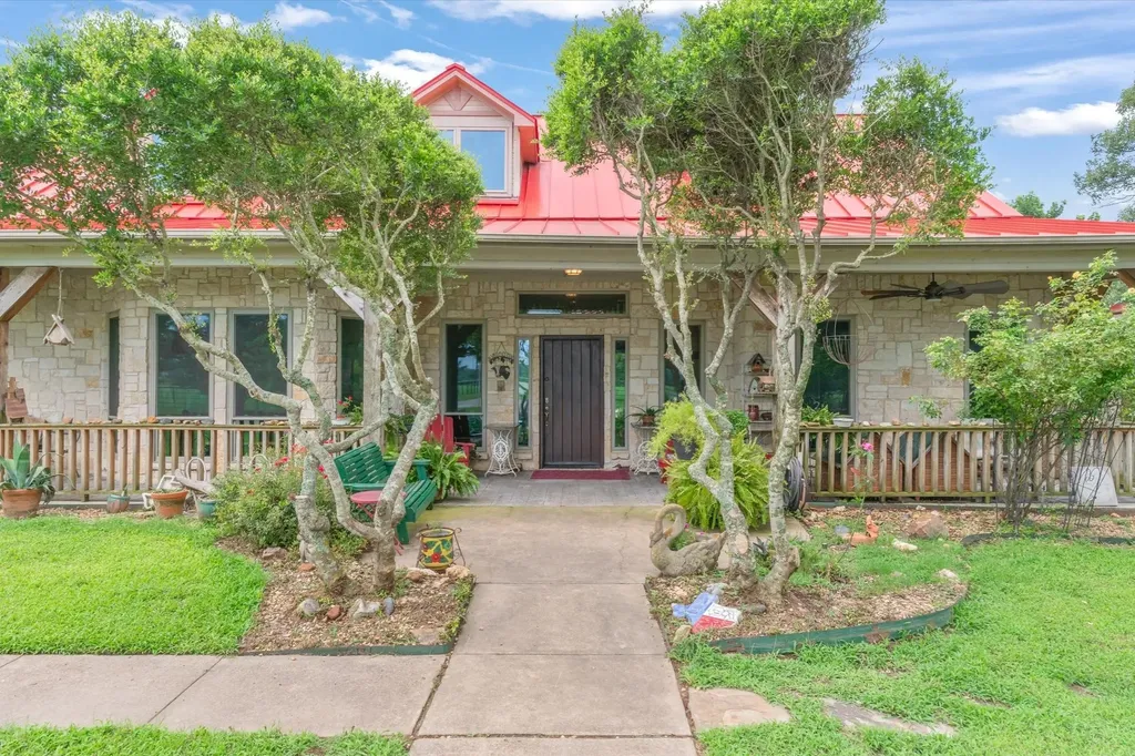 543 County Road 1170 Sulphur Springs TX 75482