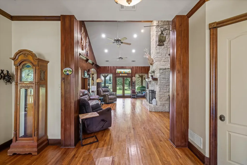 543 County Road 1170 Sulphur Springs TX 75482