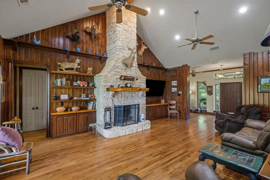 543 County Road 1170 Sulphur Springs TX 75482