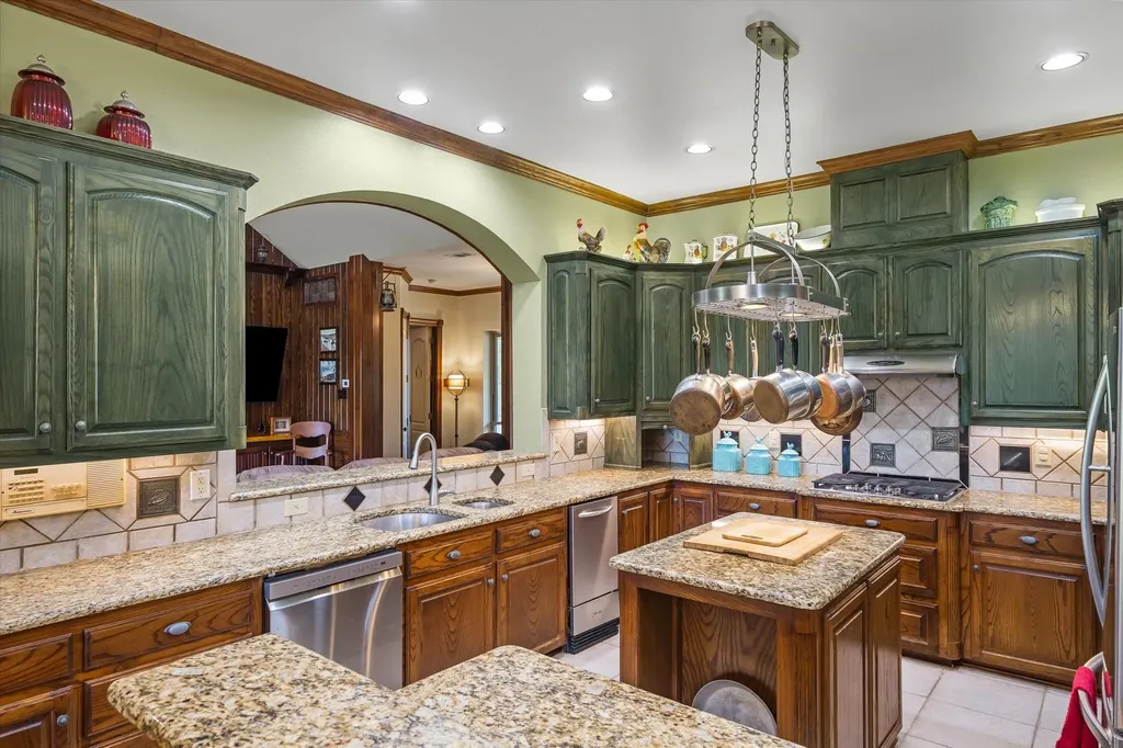543 County Road 1170 Sulphur Springs TX 75482